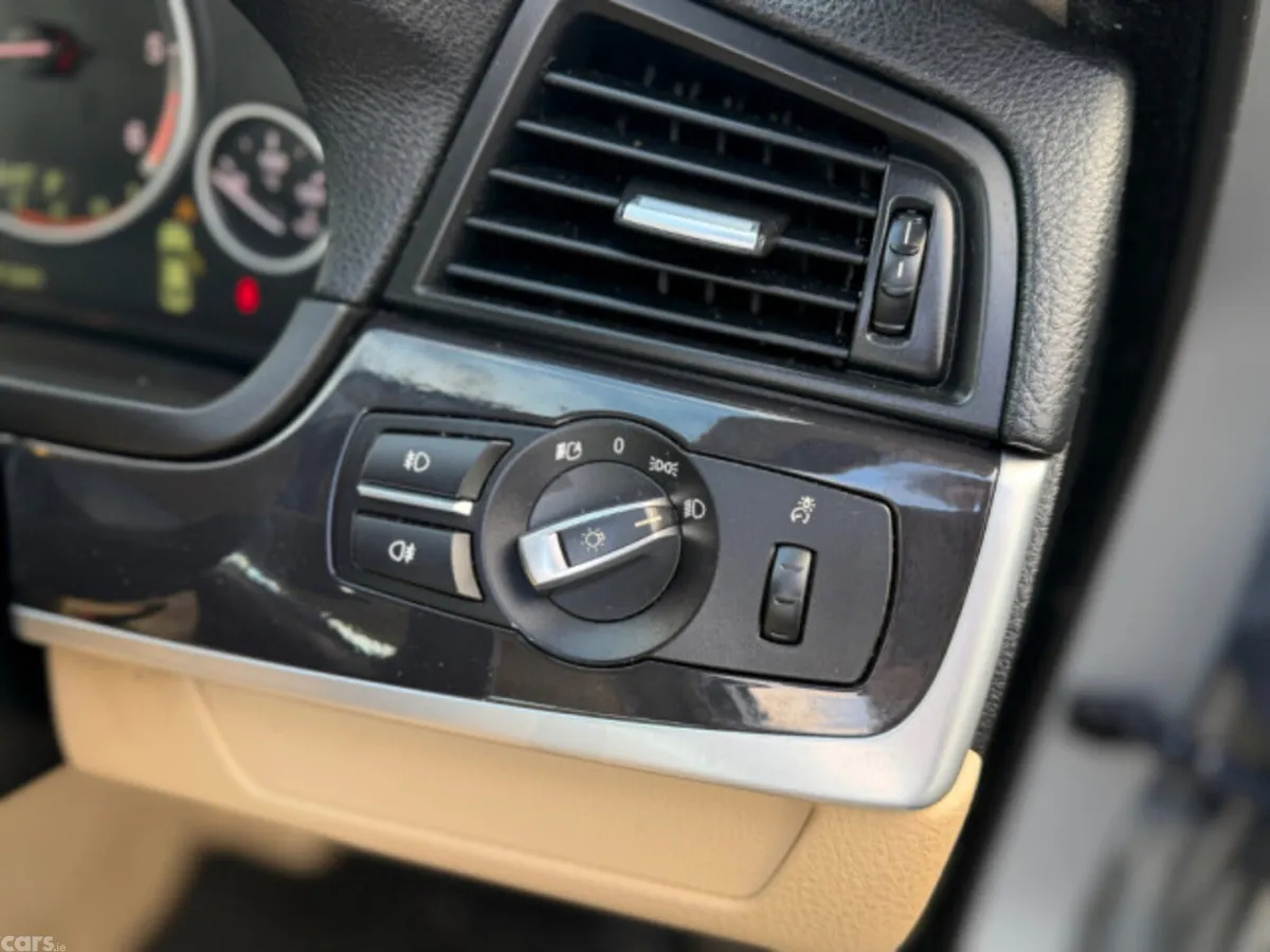 BMW 5-Series Saloon, Diesel, 2014, Silver