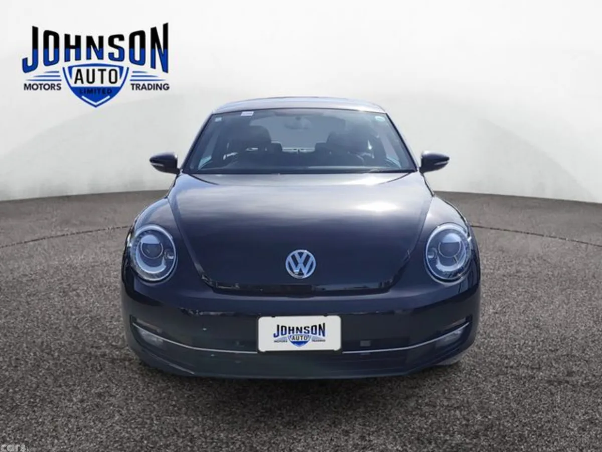 Volkswagen Beetle Hatchback, Petrol, 2014, Black