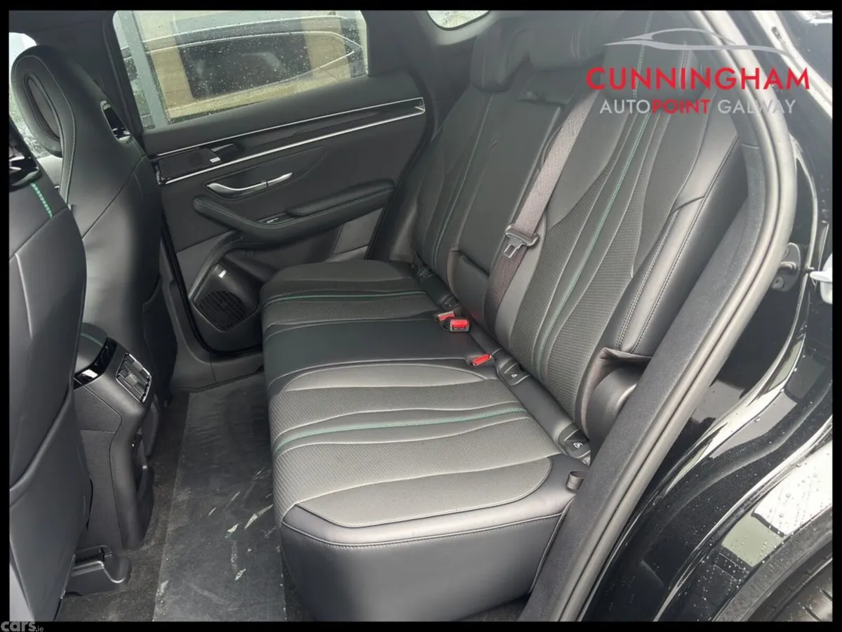 BYD SEAL U SUV, Petrol Plug-in Hybrid, 2027, Black