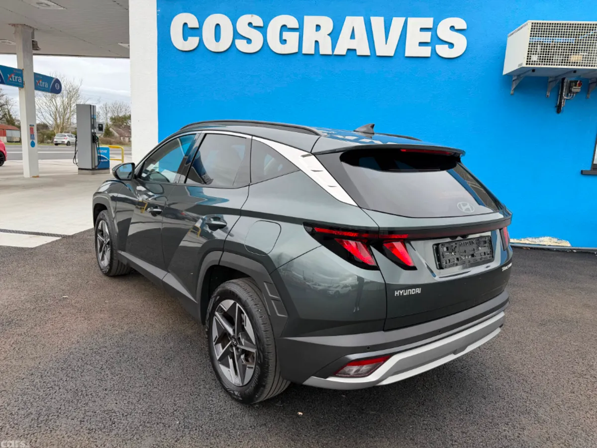 Hyundai Tucson MPV, Diesel, 2025, Green
