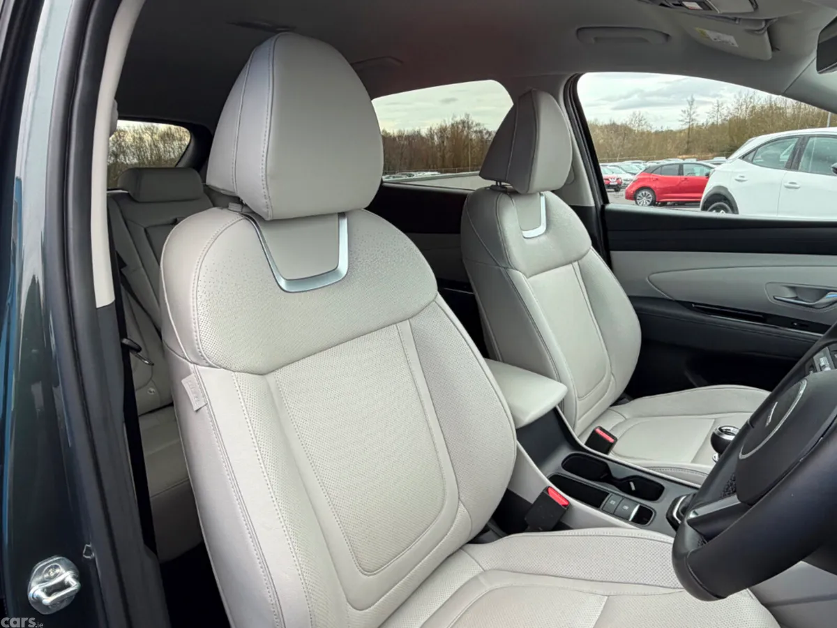 Hyundai Tucson MPV, Diesel, 2025, Green