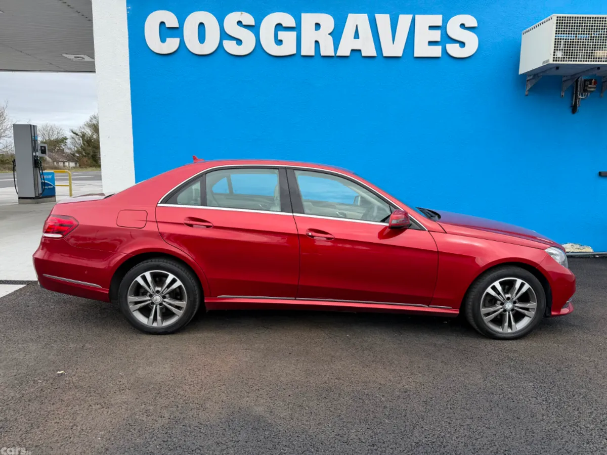 Mercedes-Benz E-Class Saloon, Diesel, 2015, Red