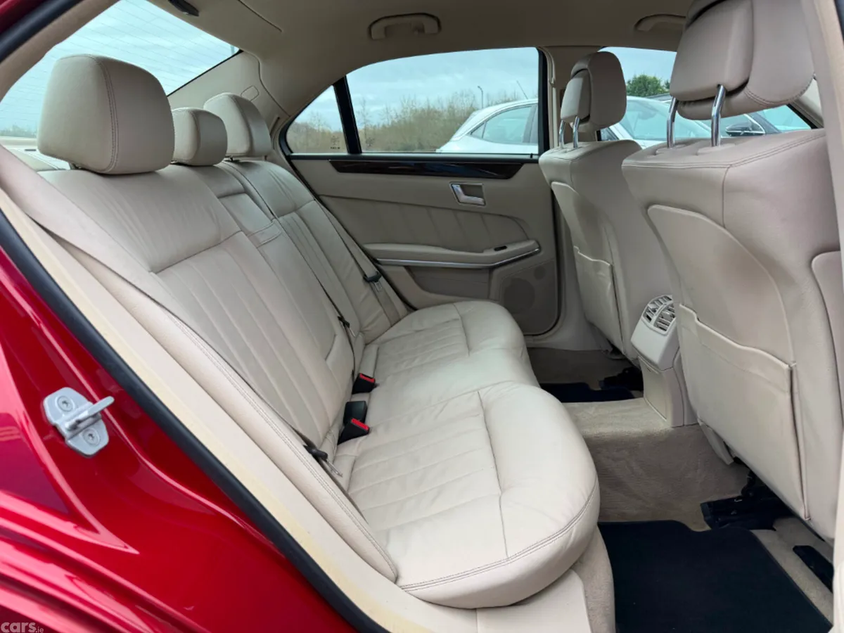 Mercedes-Benz E-Class Saloon, Diesel, 2015, Red