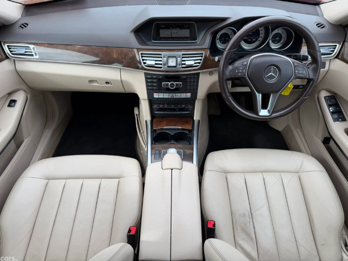 Mercedes-Benz E-Class Saloon, Diesel, 2015, Red