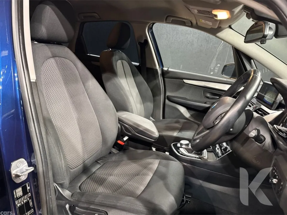 BMW 2-Series MPV, Petrol, 2019, Blue