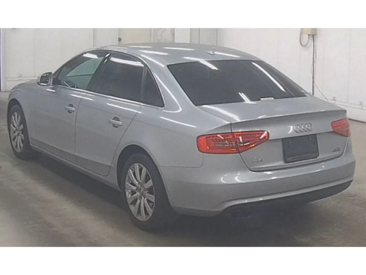 Audi A4 Saloon, Petrol, 2015, Silver