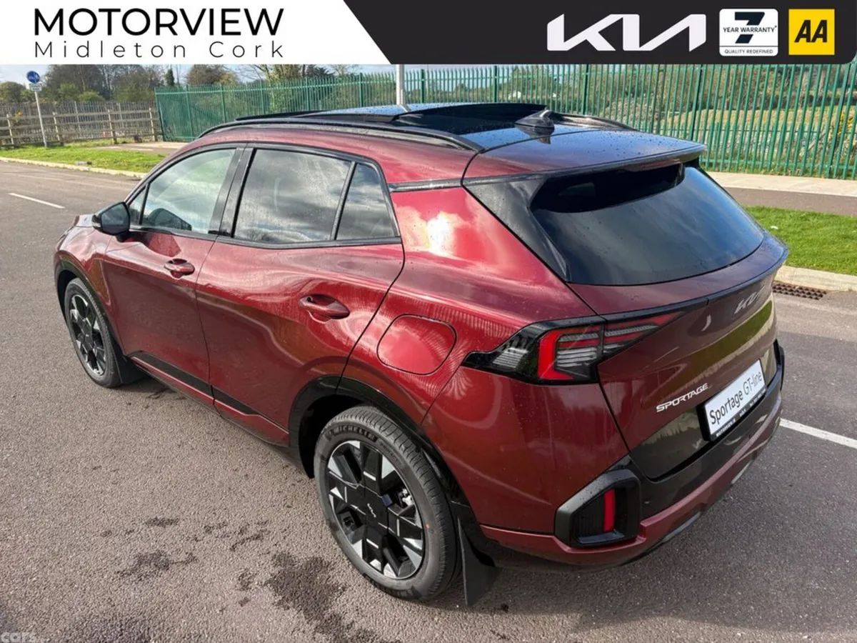 Kia Sportage SUV, Petrol, 2027, Red