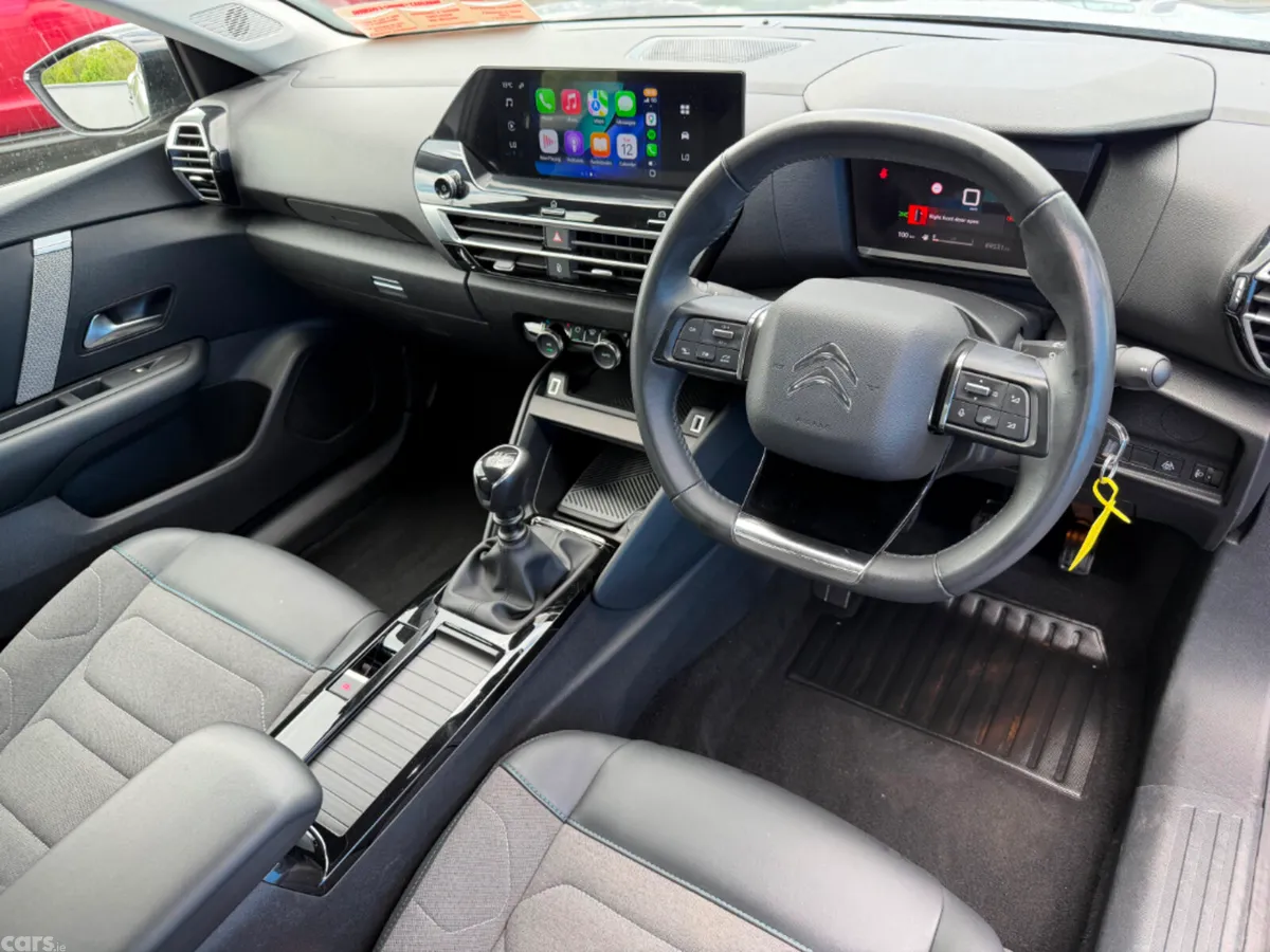 Citroen C4 Hatchback, Petrol, 2022, Grey