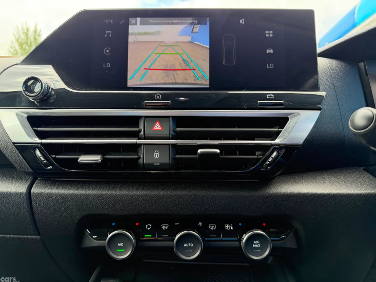 Citroen C4 Hatchback, Petrol, 2022, Grey