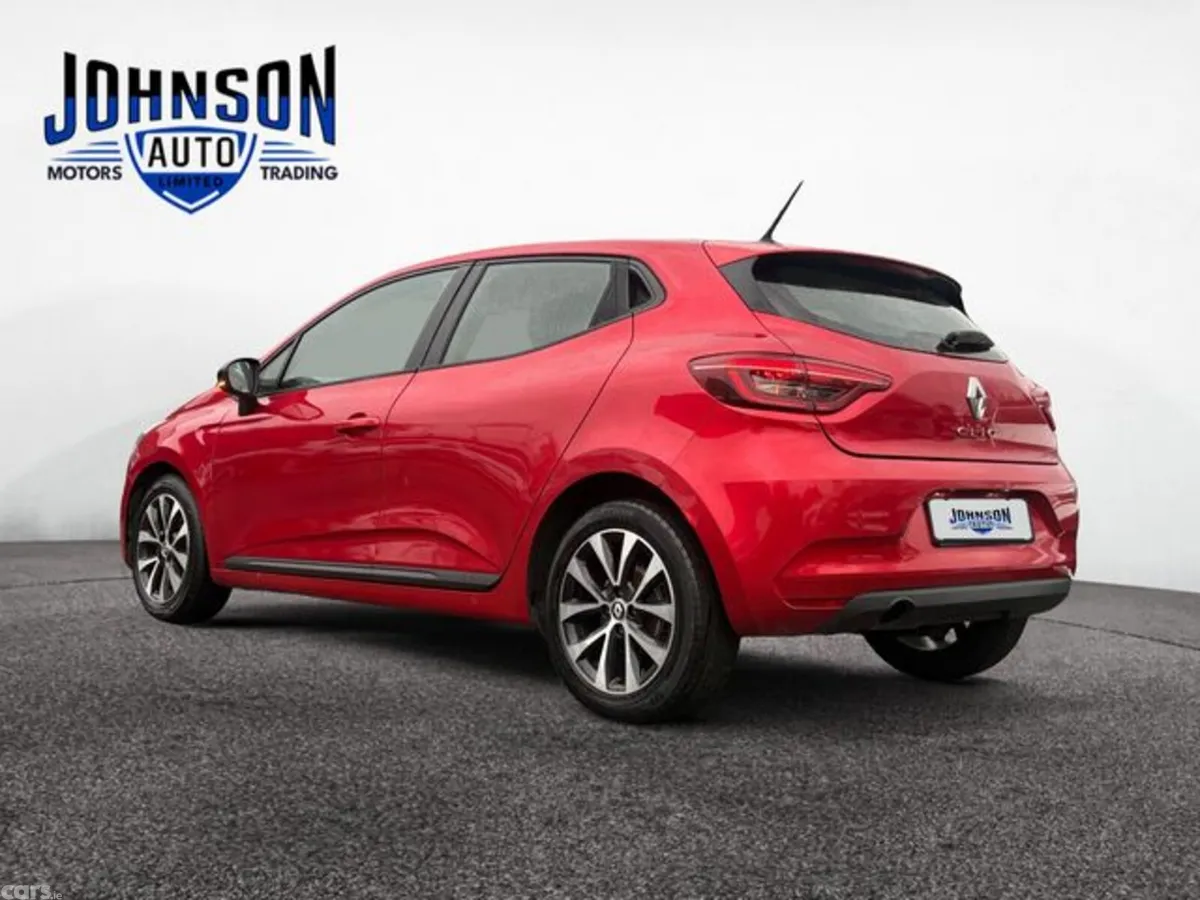 Renault Clio Hatchback, Petrol, 2023, Red