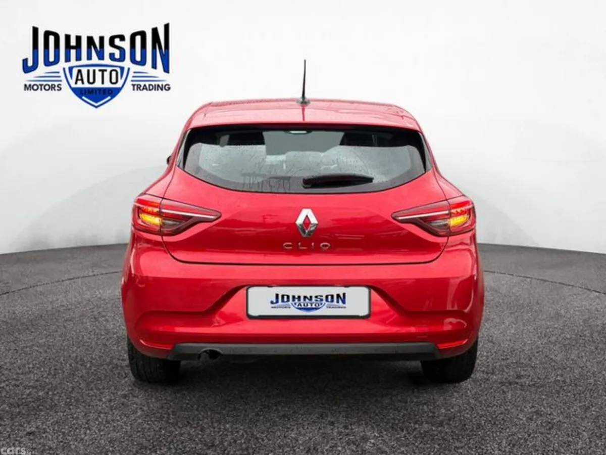 Renault Clio Hatchback, Petrol, 2023, Red