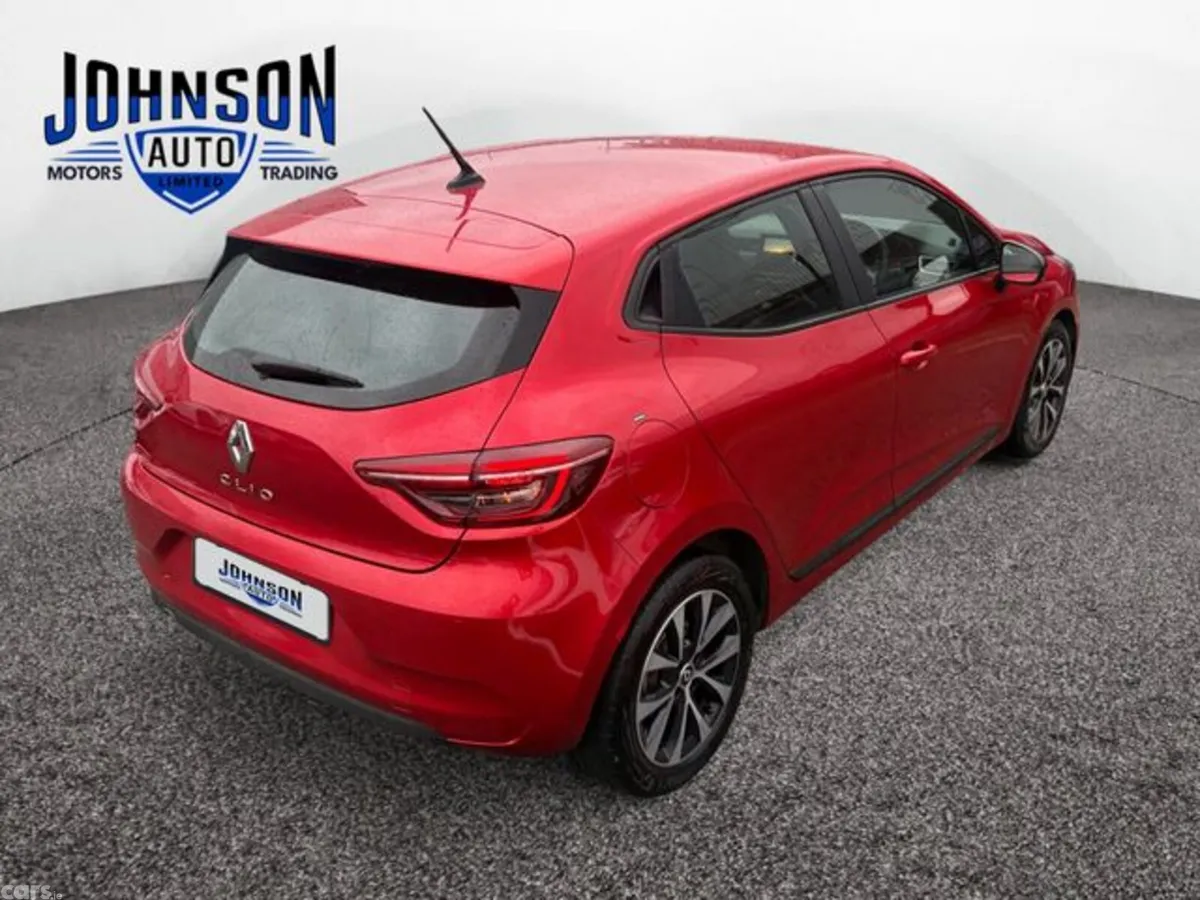 Renault Clio Hatchback, Petrol, 2023, Red