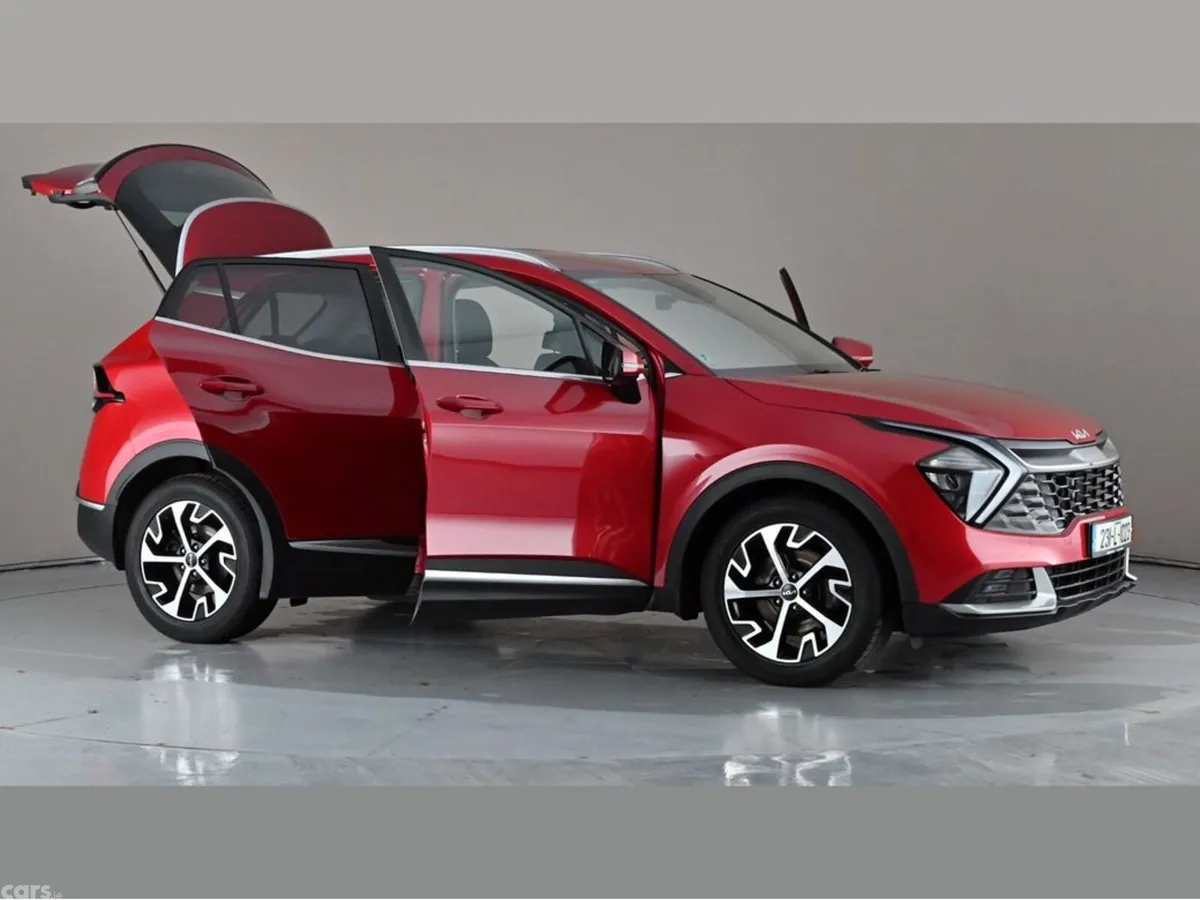 Kia Sportage SUV, Diesel Hybrid, 2023, Red