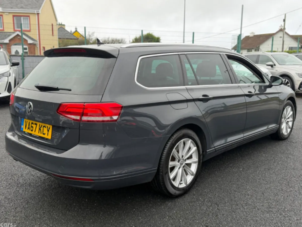 Volkswagen Passat Estate, Diesel, 2018, Grey