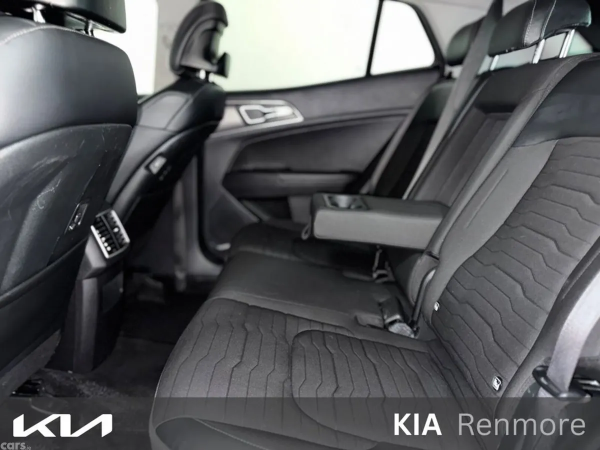 Kia Sportage MPV, Diesel, 2023, Grey