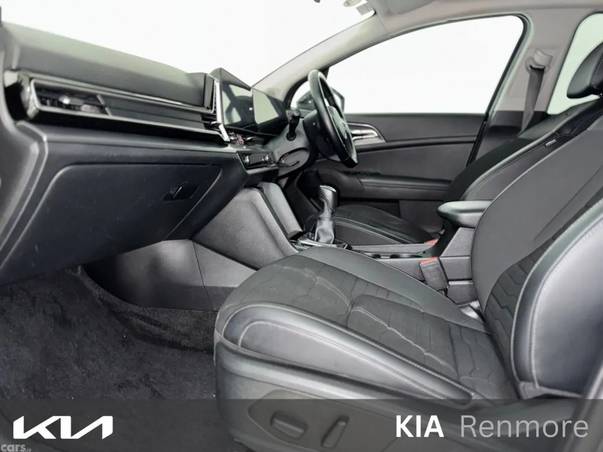 Kia Sportage MPV, Diesel, 2023, Grey