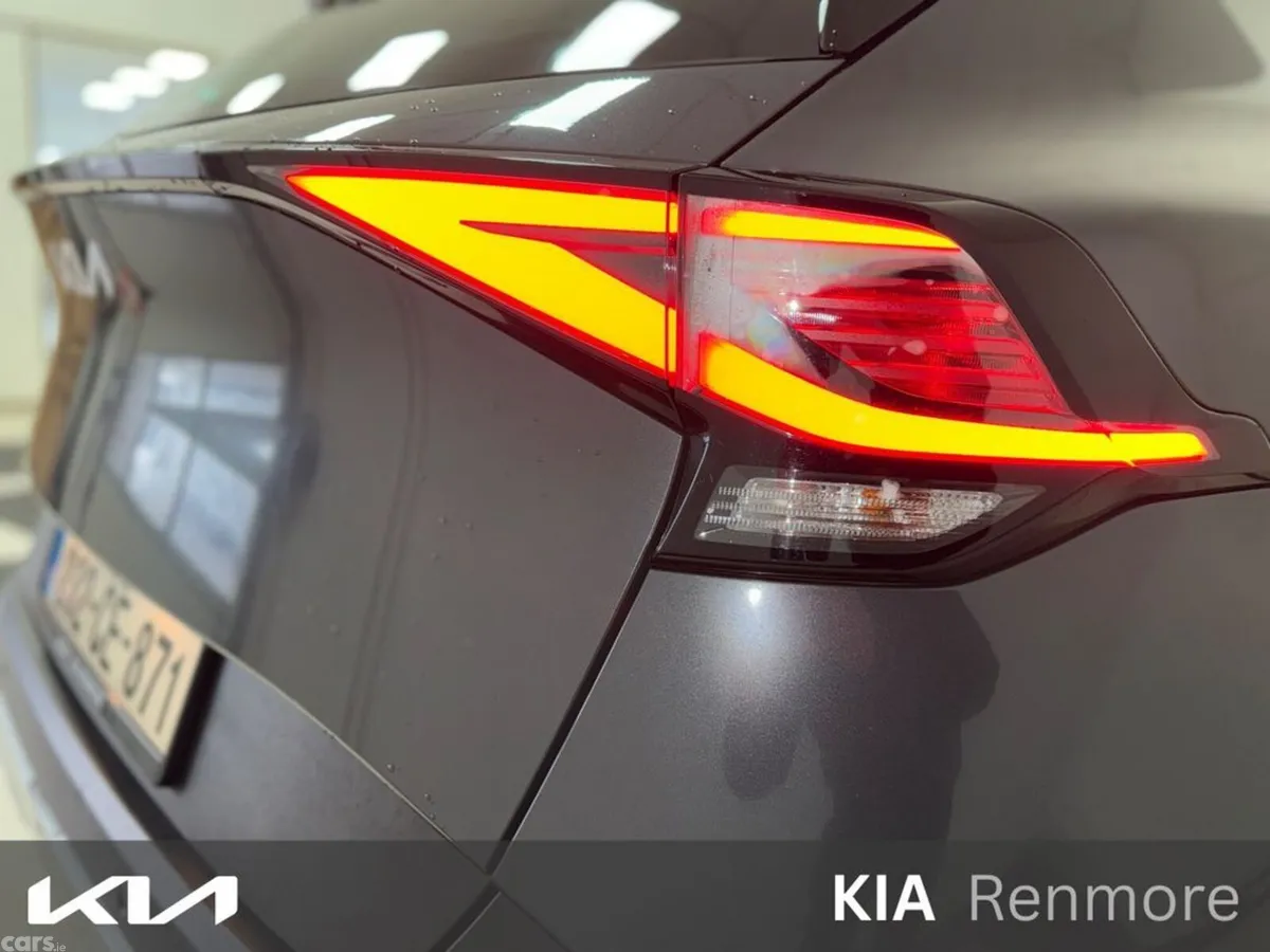 Kia Sportage MPV, Diesel, 2023, Grey