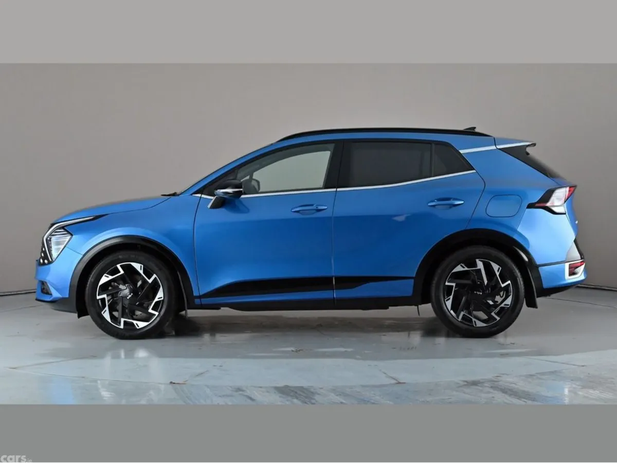 Kia Sportage SUV, Diesel Hybrid, 2025, Blue