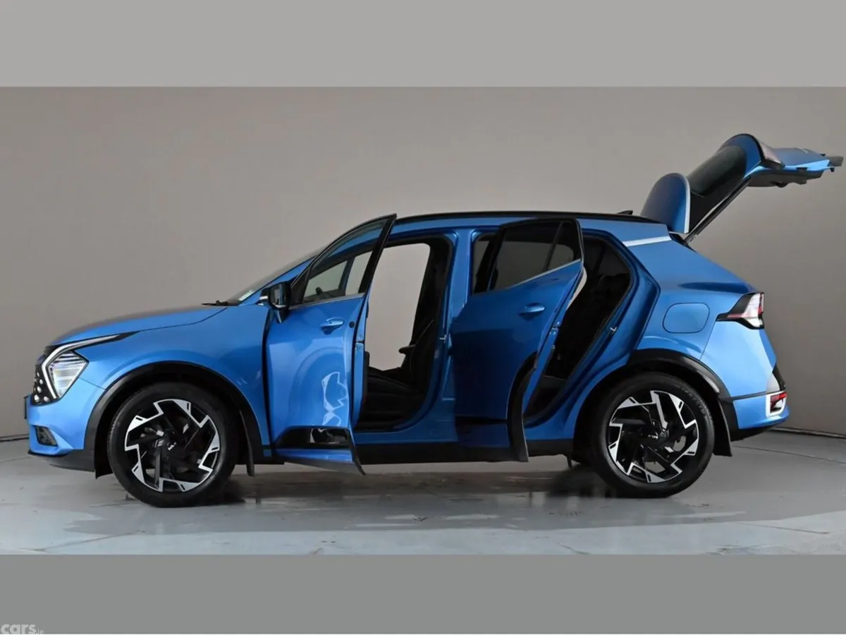 Kia Sportage SUV, Diesel Hybrid, 2025, Blue