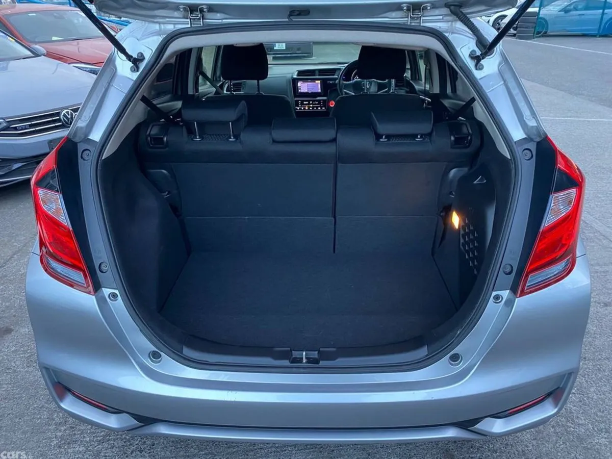 Honda Fit Hatchback, Petrol Hybrid, 2018, Silver