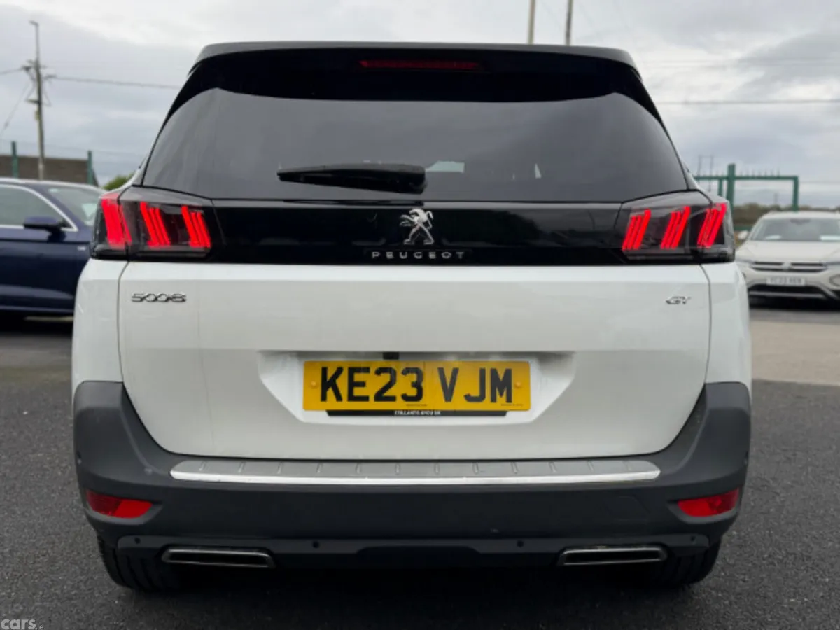 Peugeot 5008 Hatchback, Diesel, 2023, White
