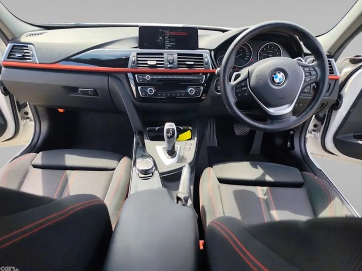 BMW 3-Series Hatchback, Petrol, 2016, White