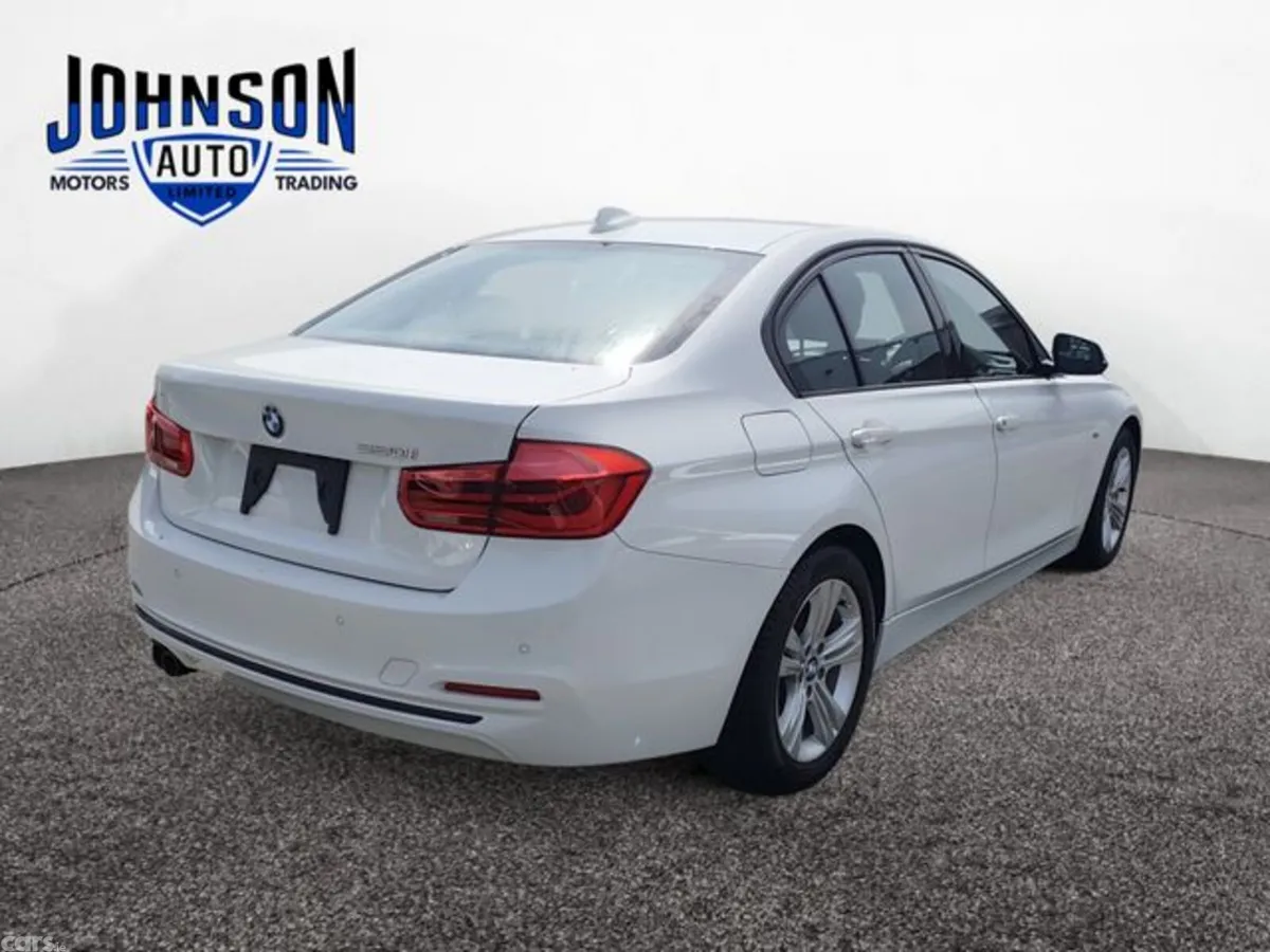 BMW 3-Series Hatchback, Petrol, 2016, White