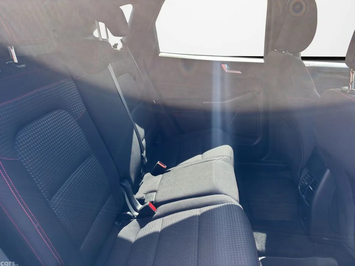 Ford Kuga MPV, Petrol Plug-in Hybrid, 2025, Blue
