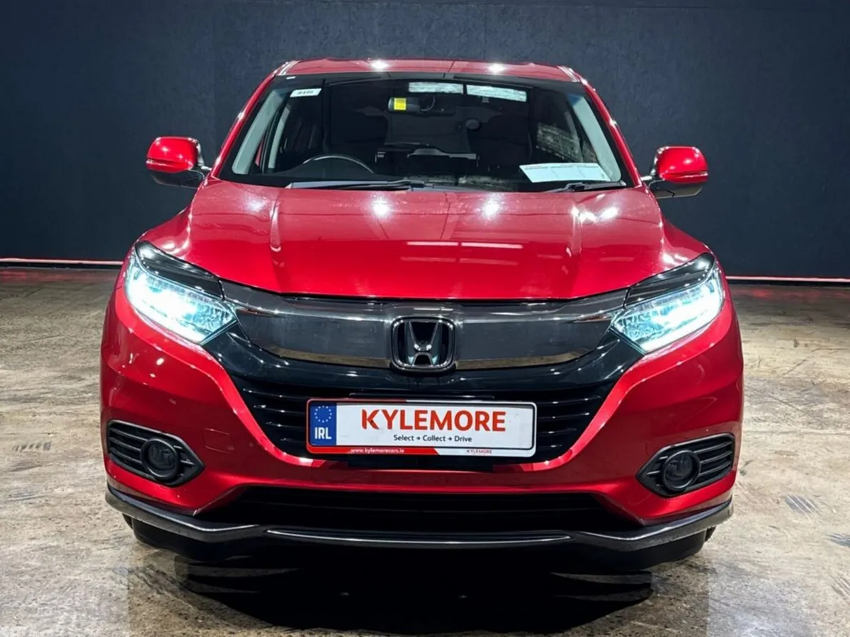 Honda Vezel SUV, Petrol Hybrid, 2020, Red