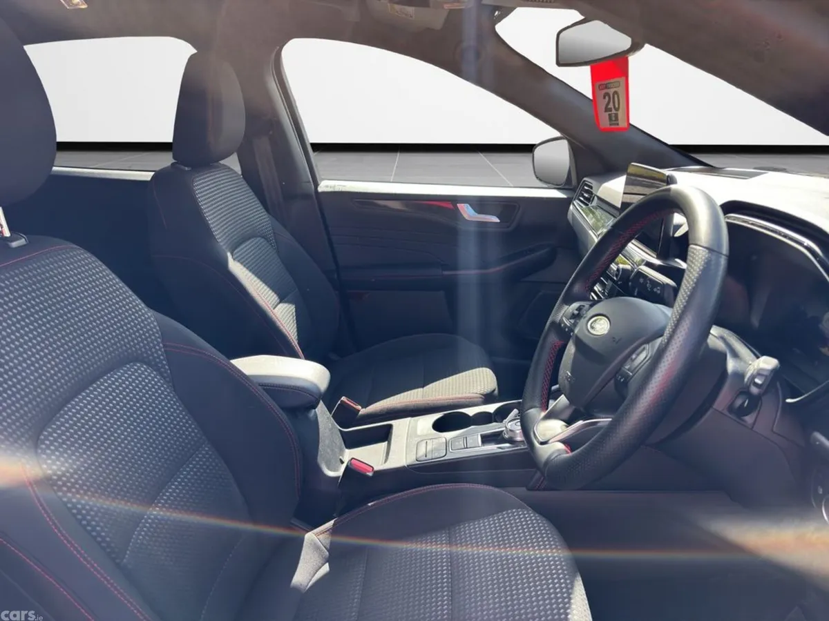 Ford Kuga MPV, Petrol Plug-in Hybrid, 2025, Blue