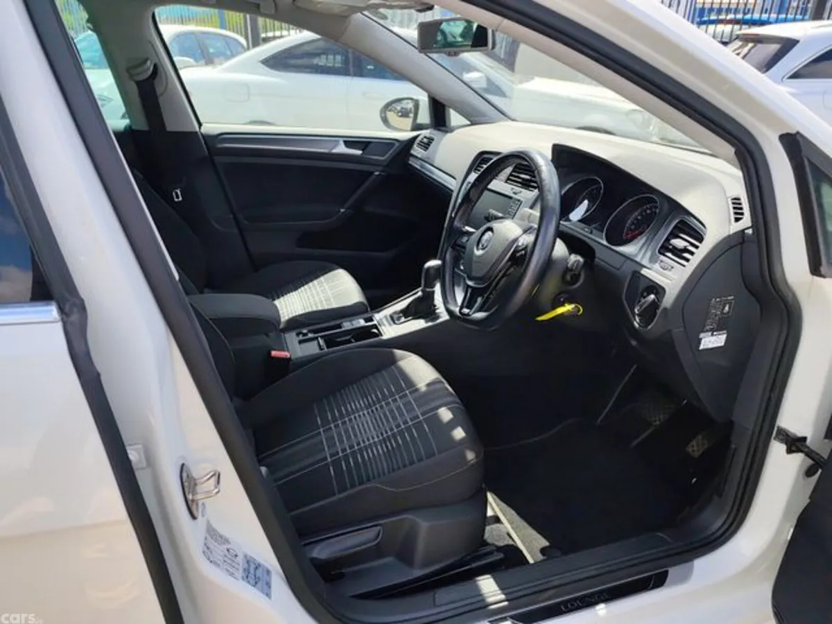 Volkswagen Golf Estate, Petrol, 2015, White