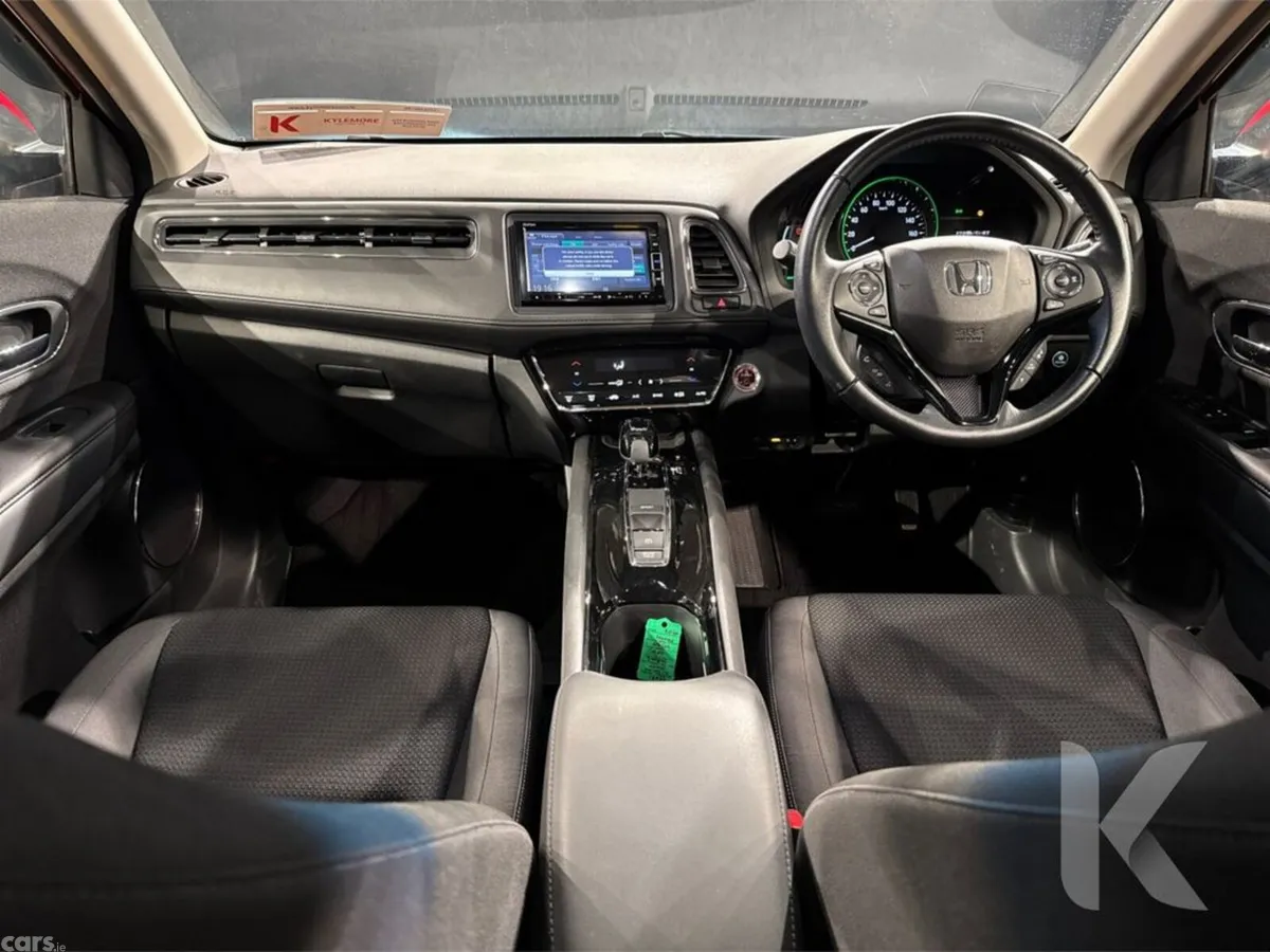 Honda Vezel SUV, Petrol Hybrid, 2020, Red
