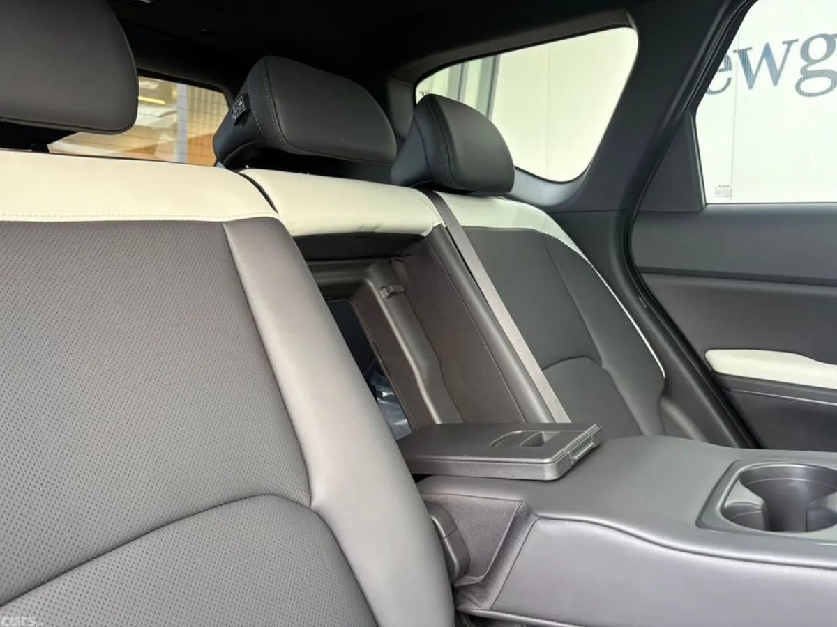Kia EV5 SUV, Electric, 2027, White