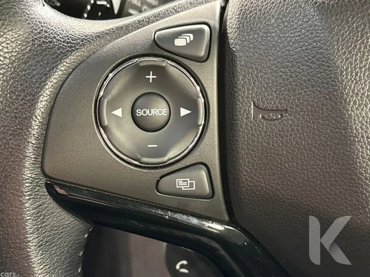 Honda Vezel SUV, Petrol Hybrid, 2020, Red