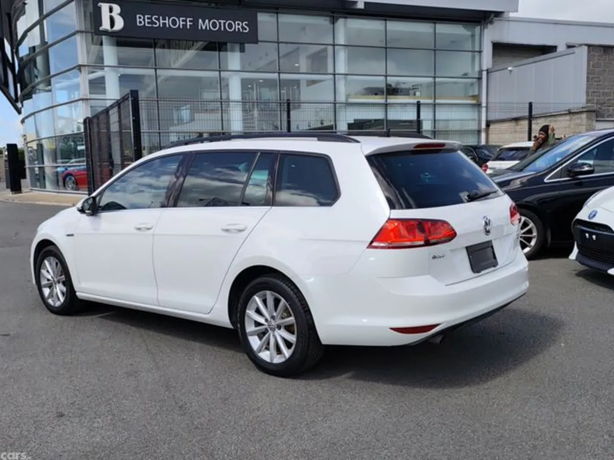 Volkswagen Golf Estate, Petrol, 2015, White
