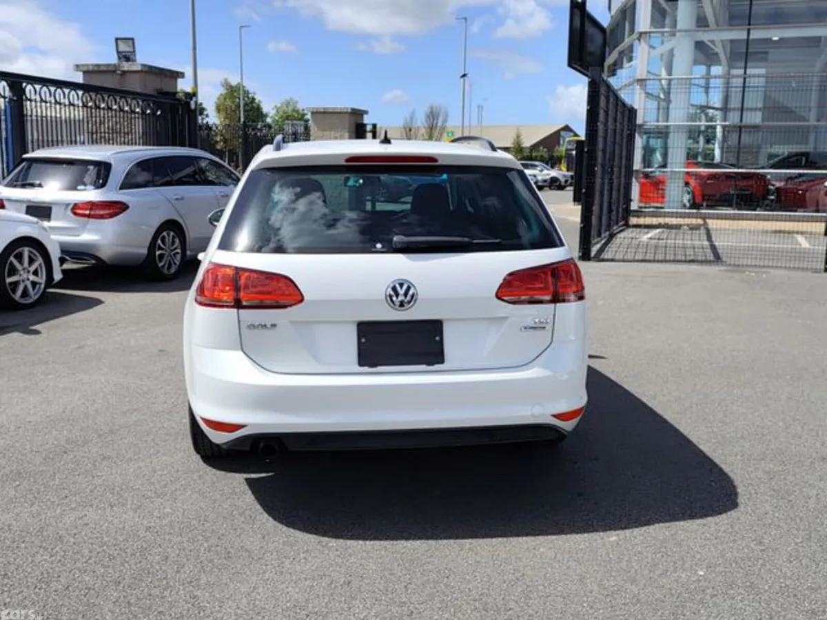 Volkswagen Golf Estate, Petrol, 2015, White