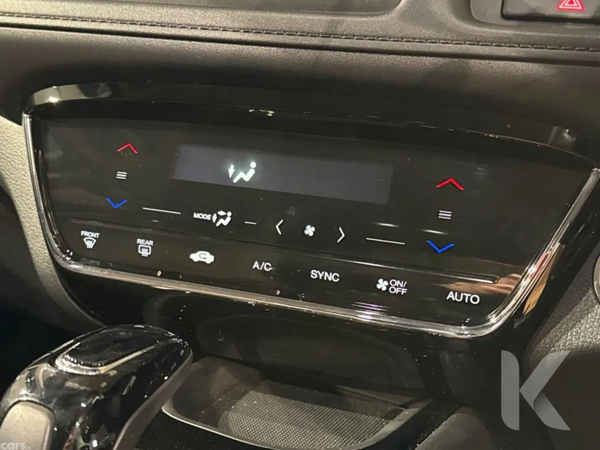 Honda Vezel SUV, Petrol Hybrid, 2020, Red