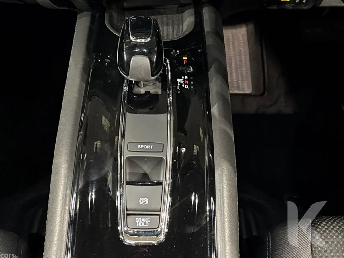 Honda Vezel SUV, Petrol Hybrid, 2020, Red
