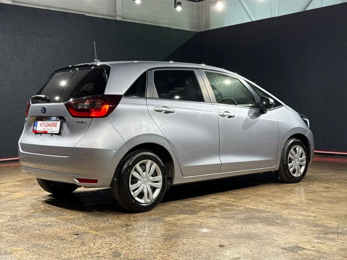 Honda Fit Hatchback, Petrol Hybrid, 2023, Silver