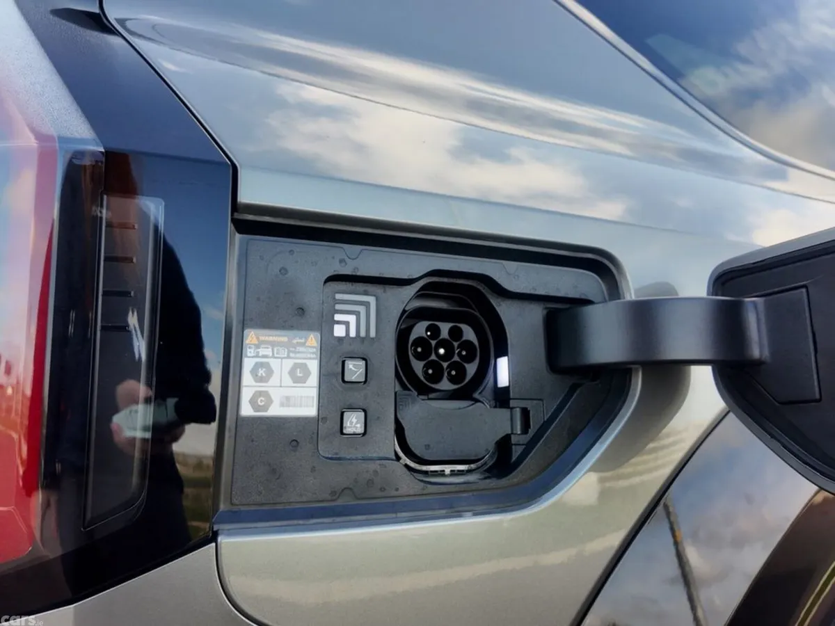 Kia EV9 MPV, Electric, 2027, Grey