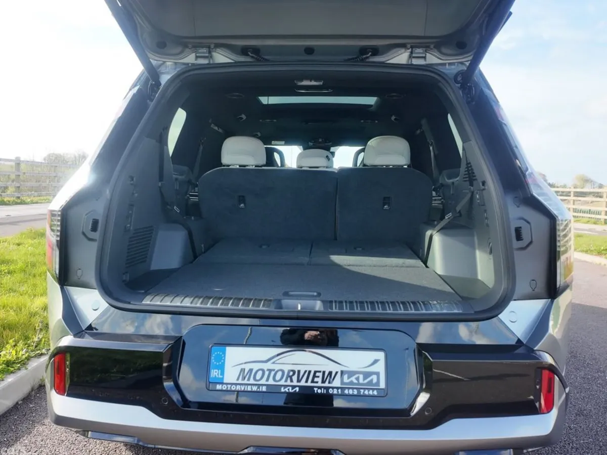 Kia EV9 MPV, Electric, 2027, Grey