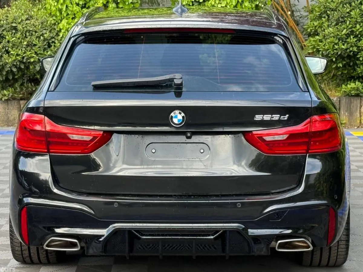 BMW 5-Series Estate, Diesel, 2018, Black