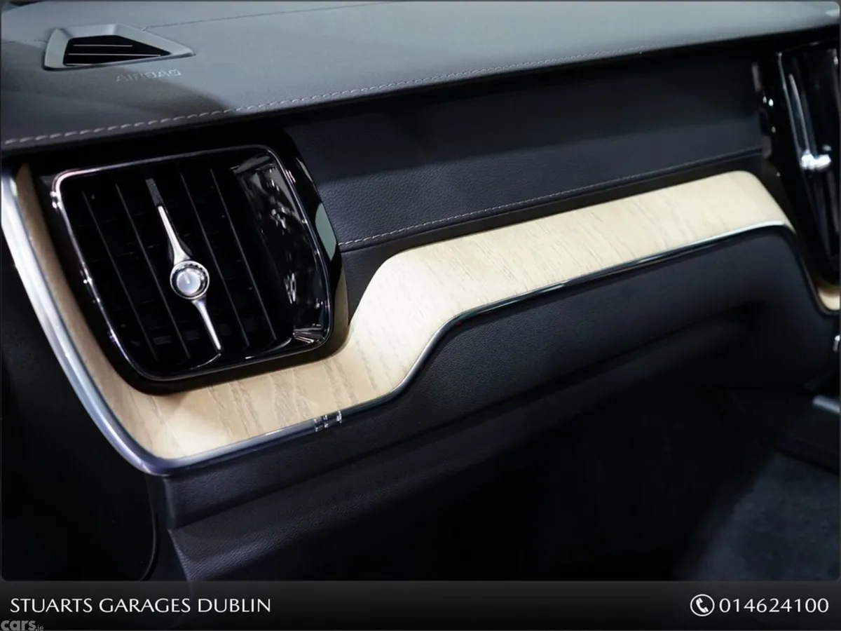 Volvo XC60 Estate, Petrol Plug-in Hybrid, 2025, Red
