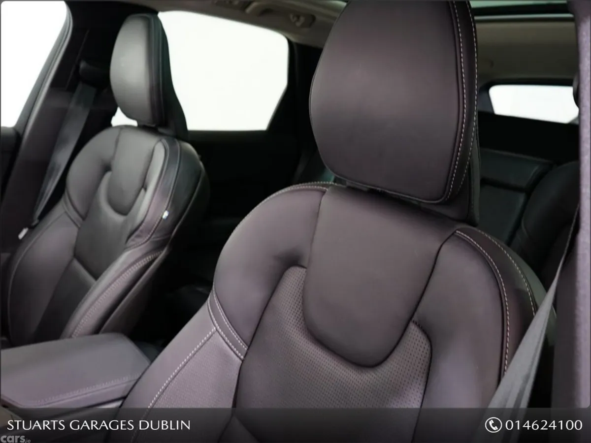 Volvo XC60 Estate, Petrol Plug-in Hybrid, 2025, Red