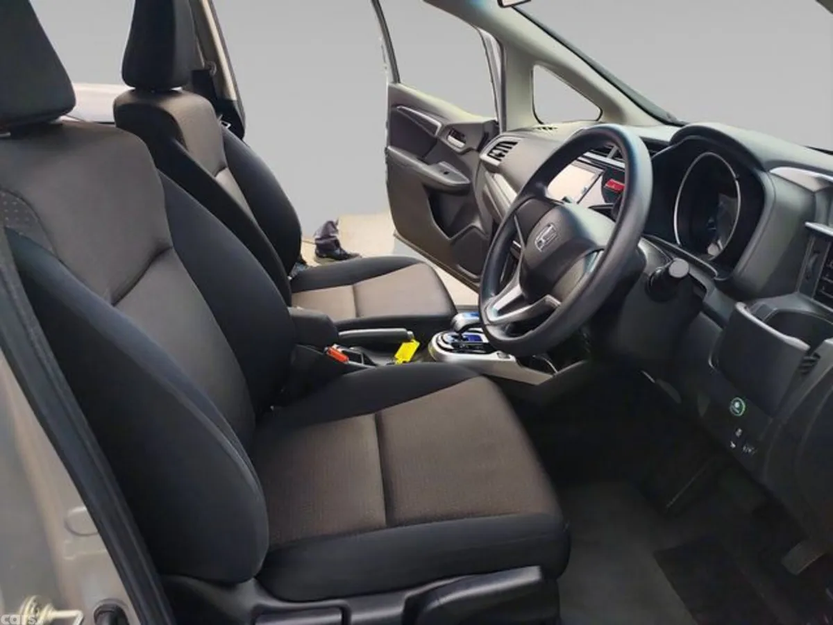 Honda Fit Hatchback, Petrol Hybrid, 2015, Silver