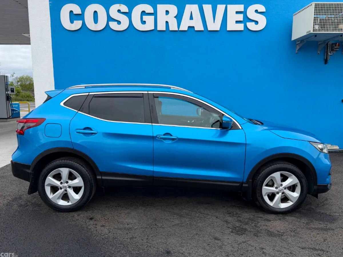 Nissan Qashqai SUV, Diesel, 2018, Blue