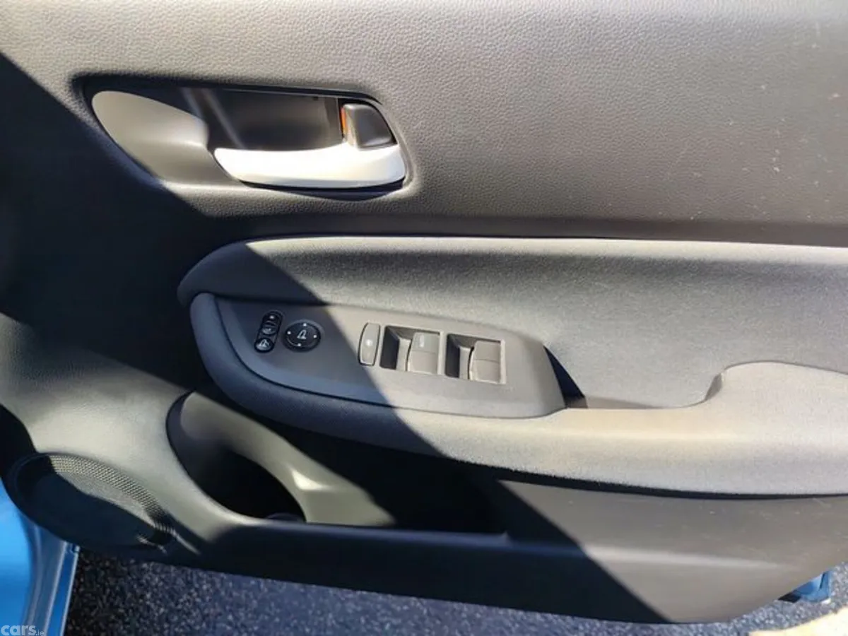 Honda Fit Hatchback, Petrol, 2021, Blue