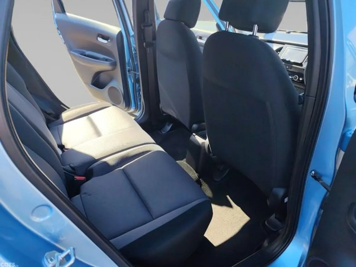 Honda Fit Hatchback, Petrol, 2021, Blue