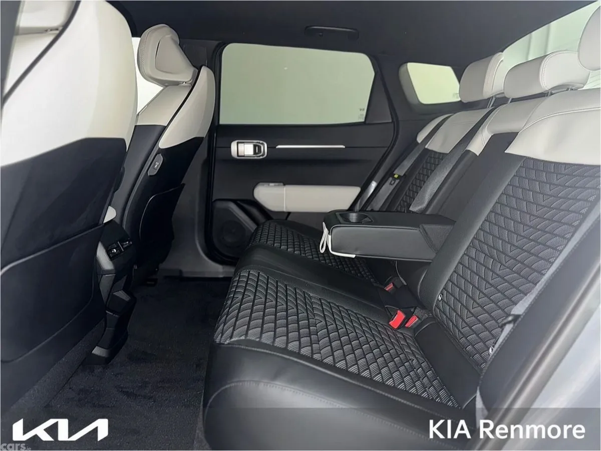Kia EV4 Saloon, Electric, 2025, Grey