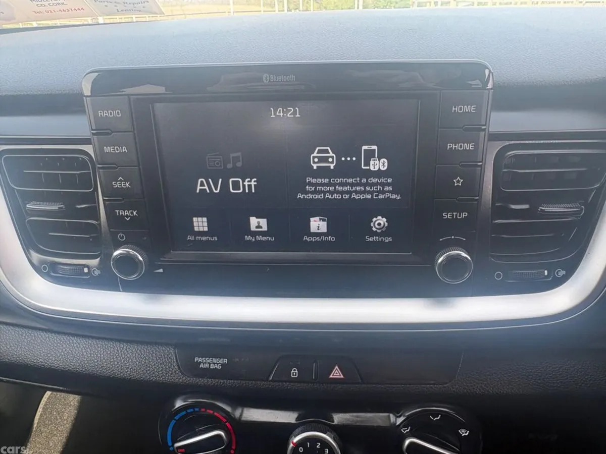 Kia Stonic Hatchback, Petrol, 2018, Grey